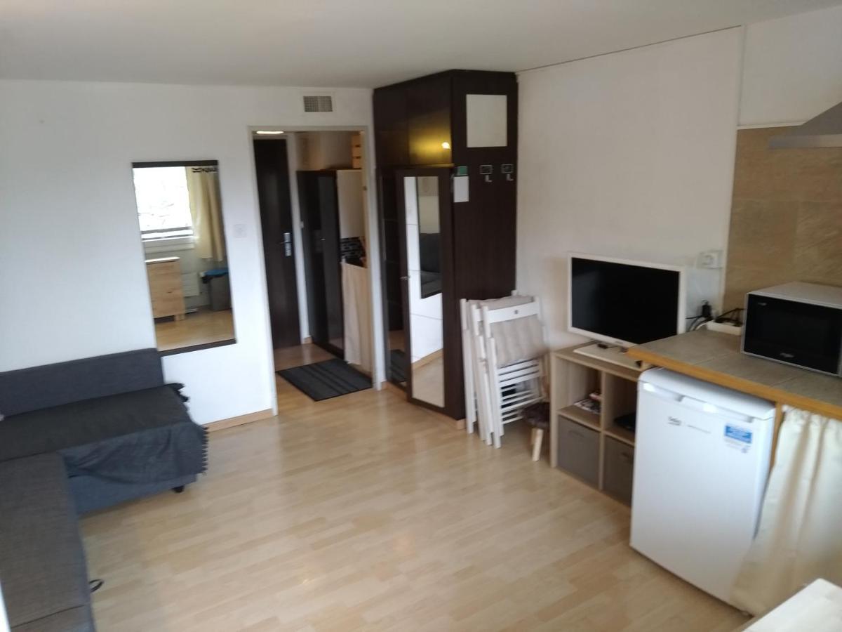 Studio Appartement Avec Piscine, Ski Porte Du Soleil Morgins, Ps3 Games, Wash & Bring Sheets Dış mekan fotoğraf